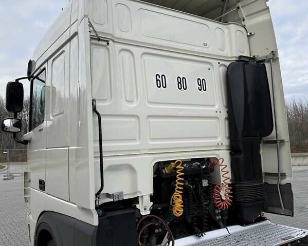 Белый Даф XF 106, объемом двигателя 12.9 л и пробегом 500 тыс. км за 35999 $, фото 36 на Automoto.ua