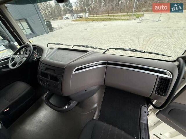 Белый Даф XF 106, объемом двигателя 12.9 л и пробегом 500 тыс. км за 35999 $, фото 122 на Automoto.ua