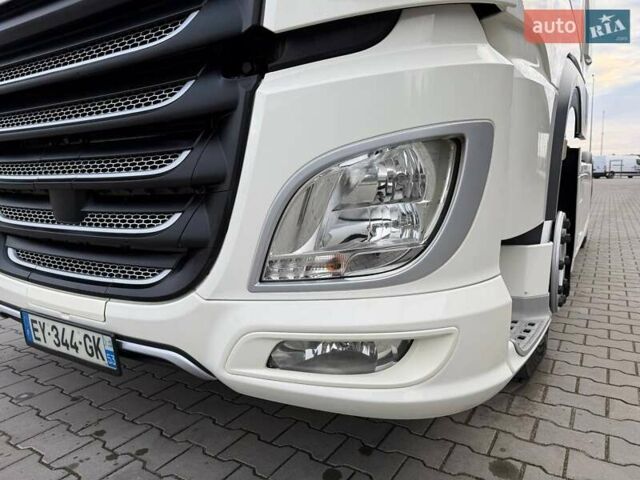 Белый Даф XF 106, объемом двигателя 12.9 л и пробегом 500 тыс. км за 35999 $, фото 7 на Automoto.ua