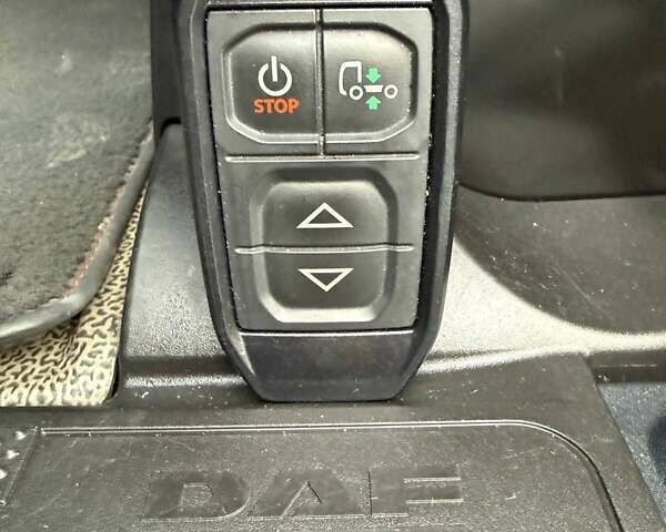 Белый Даф XF 106, объемом двигателя 12.9 л и пробегом 500 тыс. км за 35999 $, фото 76 на Automoto.ua