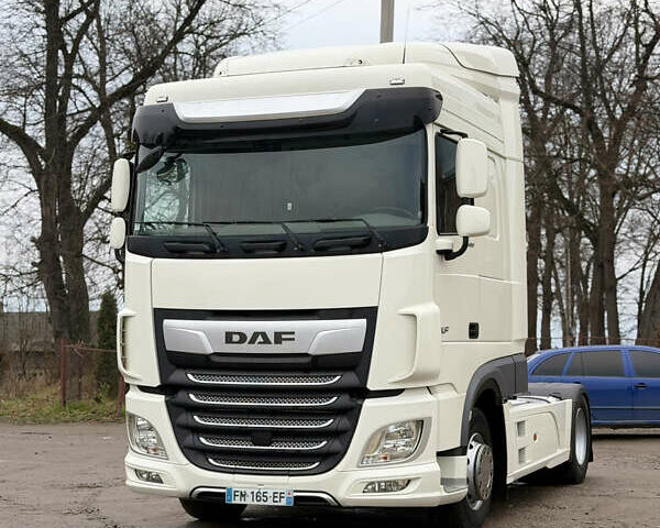 Белый Даф XF 106, объемом двигателя 12.9 л и пробегом 490 тыс. км за 38567 $, фото 1 на Automoto.ua