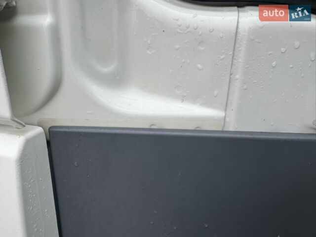 Белый Даф XF 106, объемом двигателя 12.9 л и пробегом 407 тыс. км за 39900 $, фото 16 на Automoto.ua