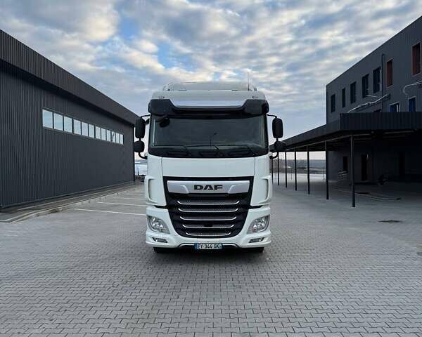 Белый Даф XF 106, объемом двигателя 12.9 л и пробегом 500 тыс. км за 35999 $, фото 12 на Automoto.ua