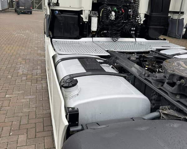 Белый Даф XF 106, объемом двигателя 12.9 л и пробегом 407 тыс. км за 39900 $, фото 11 на Automoto.ua