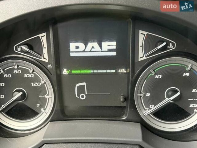 Белый Даф XF 106, объемом двигателя 12.9 л и пробегом 500 тыс. км за 35999 $, фото 111 на Automoto.ua