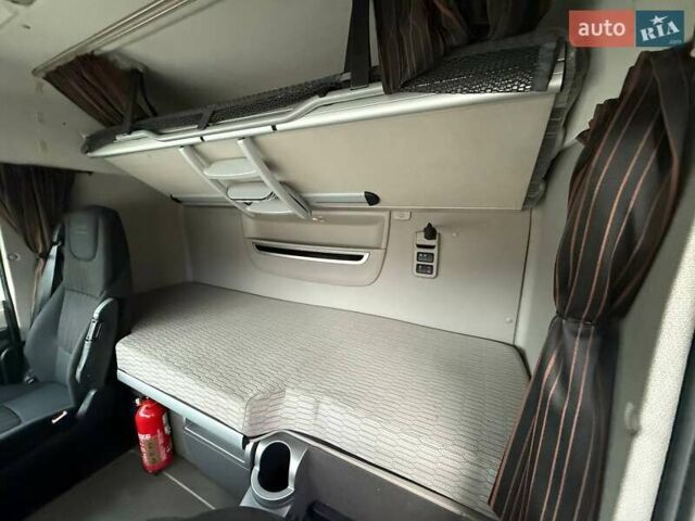 Белый Даф XF 106, объемом двигателя 12.9 л и пробегом 500 тыс. км за 35999 $, фото 94 на Automoto.ua