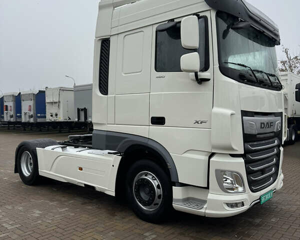 Белый Даф XF 106, объемом двигателя 12.9 л и пробегом 407 тыс. км за 39900 $, фото 6 на Automoto.ua