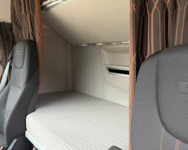 Белый Даф XF 106, объемом двигателя 12.9 л и пробегом 490 тыс. км за 38567 $, фото 10 на Automoto.ua