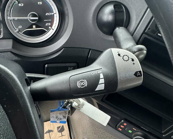 Белый Даф XF 106, объемом двигателя 12.9 л и пробегом 407 тыс. км за 39900 $, фото 27 на Automoto.ua