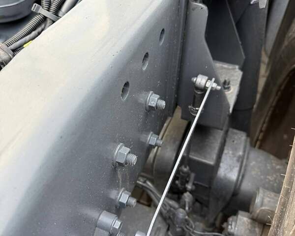 Белый Даф XF 106, объемом двигателя 12.9 л и пробегом 500 тыс. км за 35999 $, фото 51 на Automoto.ua