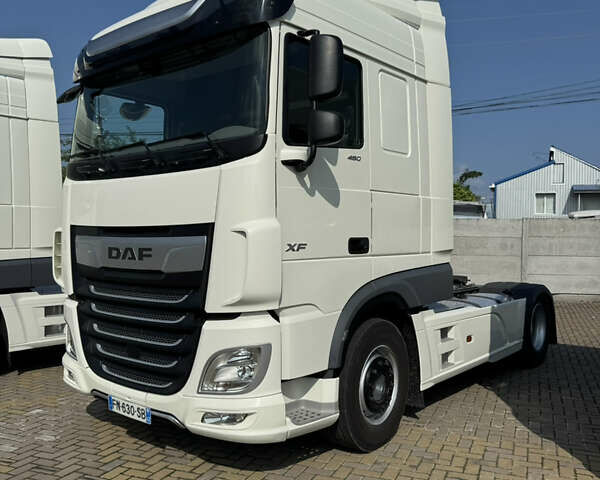 Белый Даф XF 106, объемом двигателя 12.9 л и пробегом 560 тыс. км за 48000 $, фото 41 на Automoto.ua