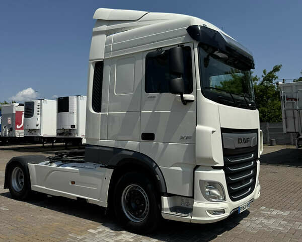 Белый Даф XF 106, объемом двигателя 12.9 л и пробегом 560 тыс. км за 48000 $, фото 14 на Automoto.ua