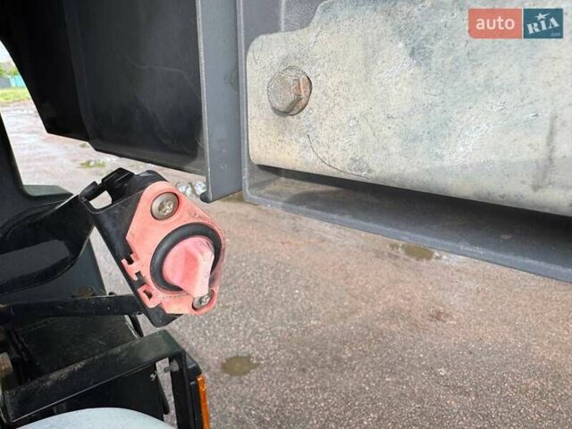 Даф XF 106 2014 у Черкасах на Automoto.ua Чорний Даф XF 106, об'ємом двигуна 12.9 л та пробігом 723 тис. км за 20700 $, фото 14 на Automoto.ua