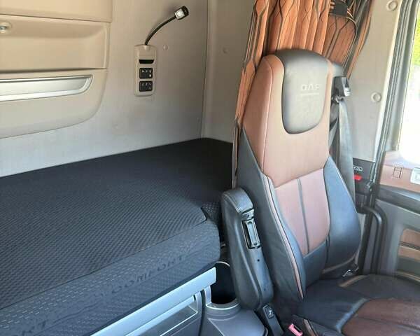 Черный Даф XF 106, объемом двигателя 0 л и пробегом 546 тыс. км за 38952 $, фото 14 на Automoto.ua