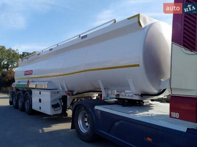 Червоний Даф XF 106, об'ємом двигуна 0 л та пробігом 870 тис. км за 71500 $, фото 1 на Automoto.ua