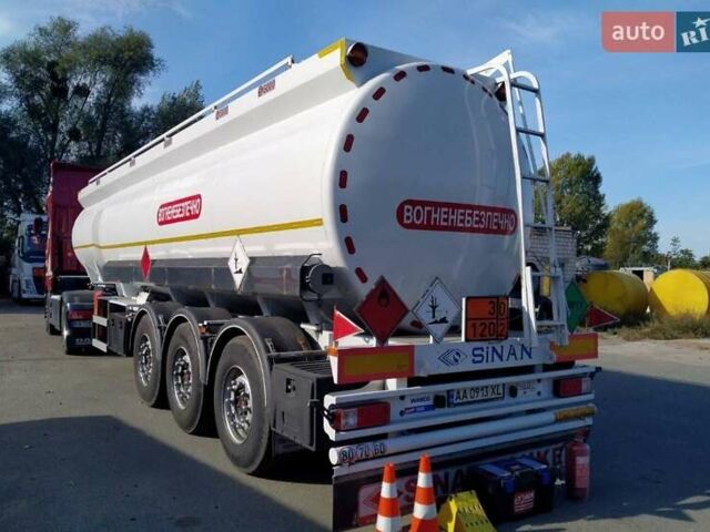 Червоний Даф XF 106, об'ємом двигуна 0 л та пробігом 870 тис. км за 71500 $, фото 2 на Automoto.ua