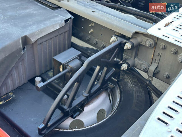 Даф XF 106 2013 у Тернополі на Automoto.ua Червоний Даф XF 106, об'ємом двигуна 12.9 л та пробігом 936 тис. км за 18499 $, фото 24 на Automoto.ua