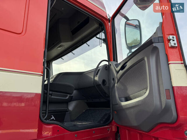 Червоний Даф XF 106, об'ємом двигуна 12.9 л та пробігом 960 тис. км за 15500 $, фото 35 на Automoto.ua