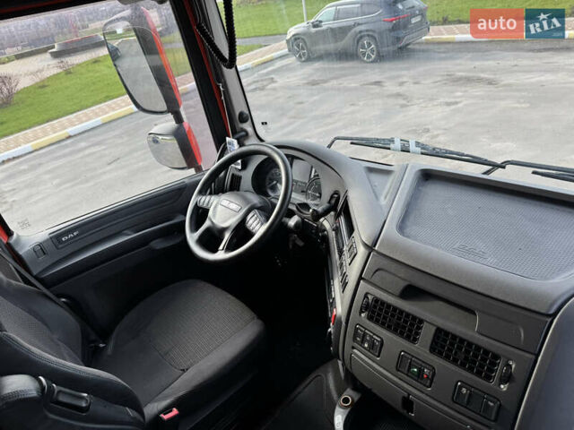 Червоний Даф XF 106, об'ємом двигуна 12.9 л та пробігом 960 тис. км за 15500 $, фото 20 на Automoto.ua