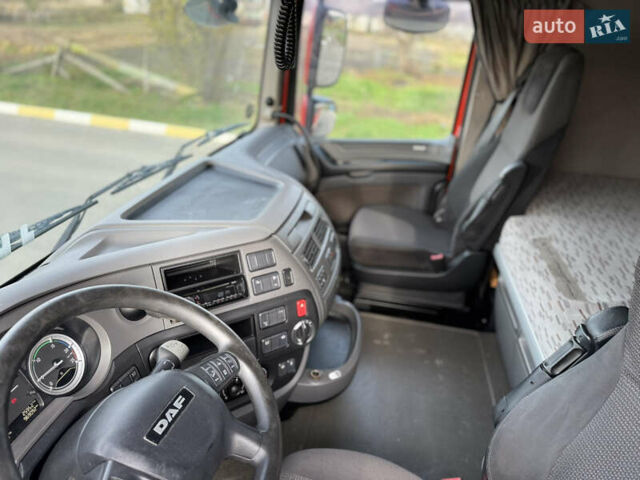 Червоний Даф XF 106, об'ємом двигуна 12.9 л та пробігом 960 тис. км за 15500 $, фото 33 на Automoto.ua