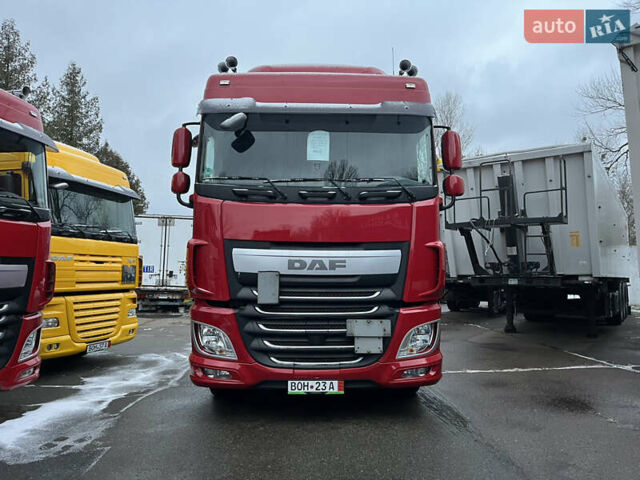 Червоний Даф XF 106, об'ємом двигуна 12.9 л та пробігом 705 тис. км за 25700 $, фото 3 на Automoto.ua
