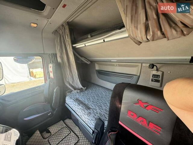 Красный Даф XF 106, объемом двигателя 12.9 л и пробегом 900 тыс. км за 19900 $, фото 12 на Automoto.ua