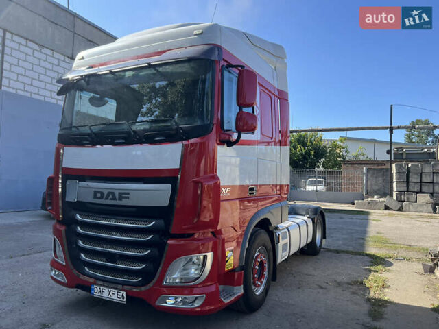 Красный Даф XF 106, объемом двигателя 12.9 л и пробегом 835 тыс. км за 16500 $, фото 2 на Automoto.ua
