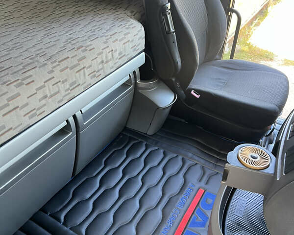 Красный Даф XF 106, объемом двигателя 12.9 л и пробегом 835 тыс. км за 16500 $, фото 47 на Automoto.ua