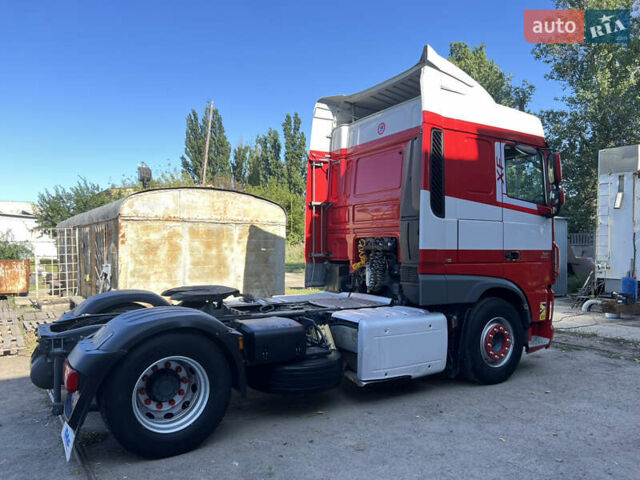 Красный Даф XF 106, объемом двигателя 12.9 л и пробегом 835 тыс. км за 16500 $, фото 7 на Automoto.ua