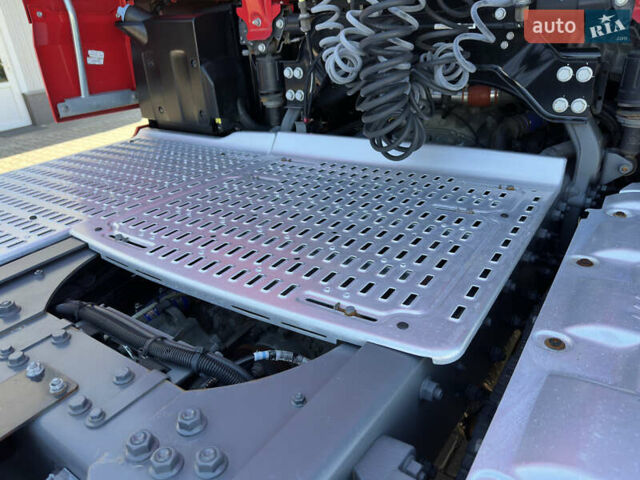 Червоний Даф XF 106, об'ємом двигуна 12.9 л та пробігом 734 тис. км за 41542 $, фото 11 на Automoto.ua