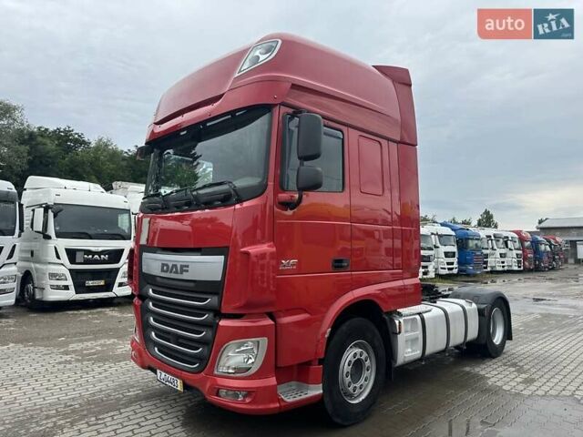 Красный Даф XF 106, объемом двигателя 12.9 л и пробегом 680 тыс. км за 26900 $, фото 1 на Automoto.ua
