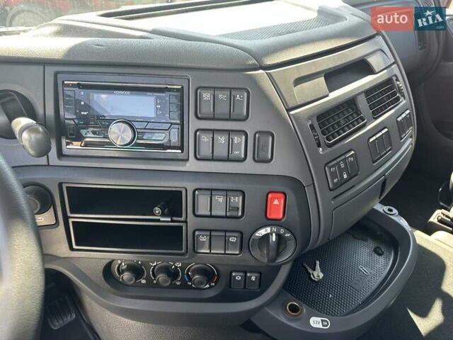 Красный Даф XF 106, объемом двигателя 12.9 л и пробегом 726 тыс. км за 24900 $, фото 29 на Automoto.ua