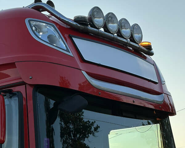Красный Даф XF 106, объемом двигателя 12.9 л и пробегом 817 тыс. км за 28500 $, фото 4 на Automoto.ua