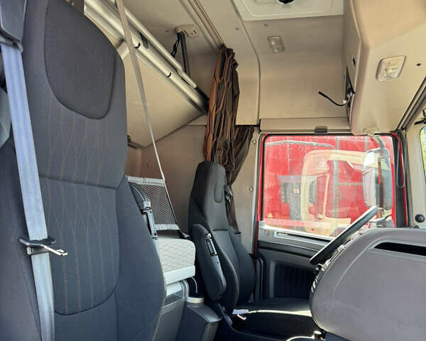 Красный Даф XF 106, объемом двигателя 12.9 л и пробегом 812 тыс. км за 29500 $, фото 17 на Automoto.ua