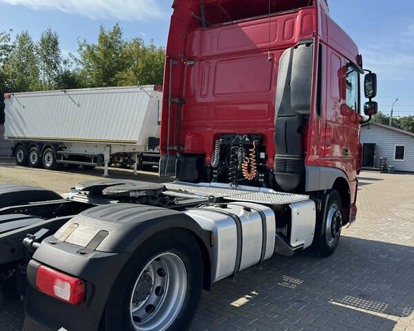Красный Даф XF 106, объемом двигателя 12.9 л и пробегом 812 тыс. км за 29500 $, фото 5 на Automoto.ua