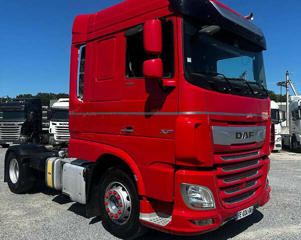 Красный Даф XF 106, объемом двигателя 0 л и пробегом 716 тыс. км за 28200 $, фото 4 на Automoto.ua