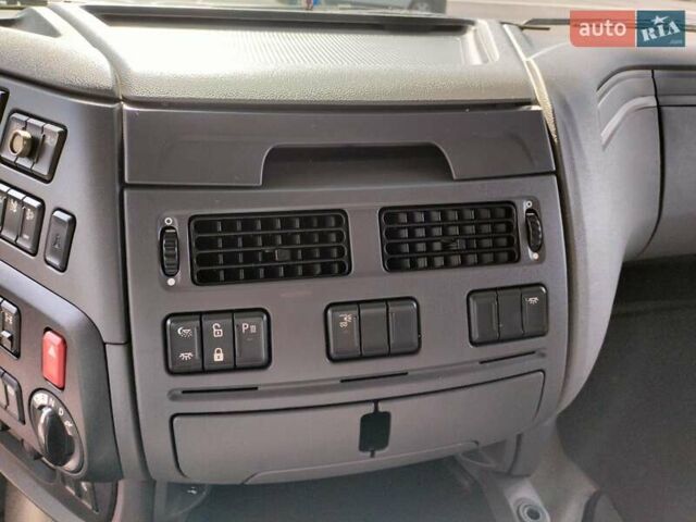 Даф XF 106, объемом двигателя 0 л и пробегом 550 тыс. км за 25500 $, фото 19 на Automoto.ua