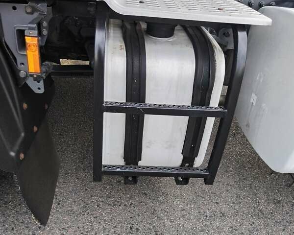 Даф XF 106, объемом двигателя 0 л и пробегом 640 тыс. км за 29900 $, фото 9 на Automoto.ua