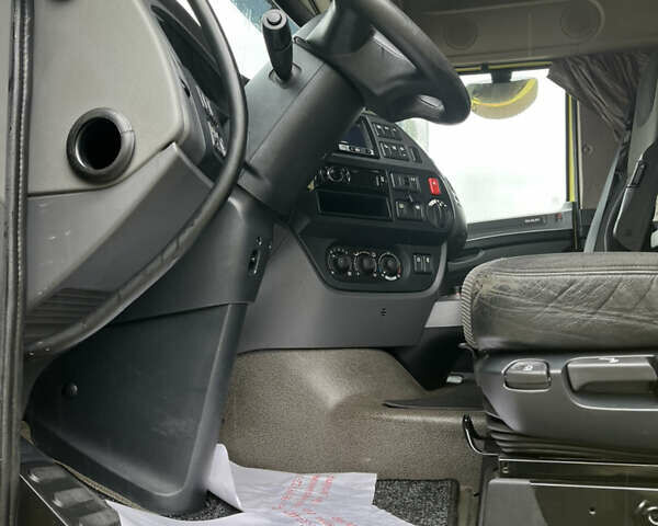 Желтый Даф XF 106, объемом двигателя 12.9 л и пробегом 915 тыс. км за 25722 $, фото 14 на Automoto.ua