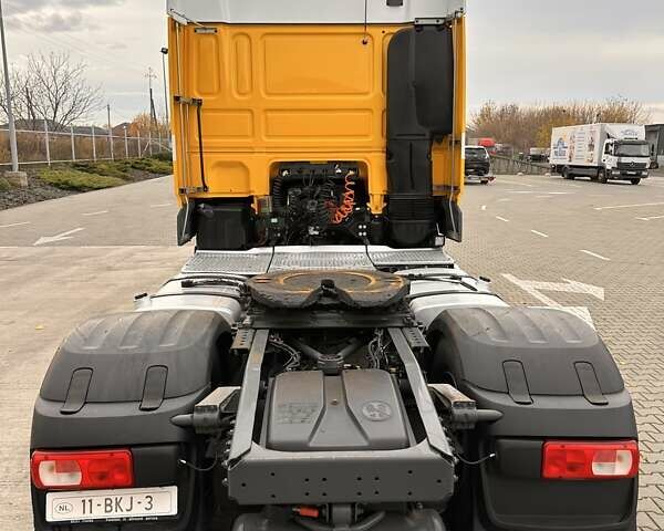 Желтый Даф XF 106, объемом двигателя 12.9 л и пробегом 820 тыс. км за 30678 $, фото 3 на Automoto.ua