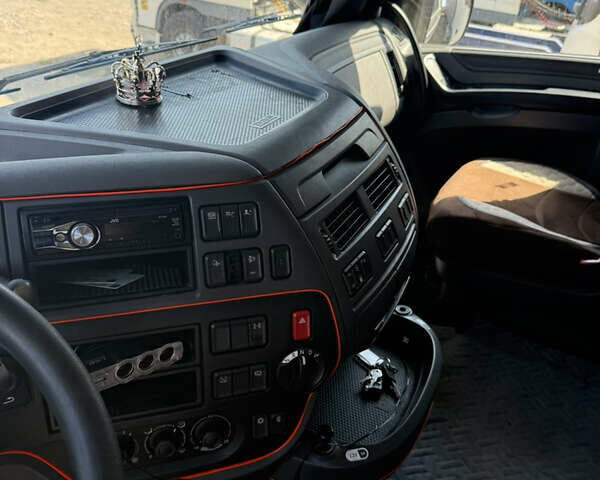 Серый Даф XF 106, объемом двигателя 10.8 л и пробегом 900 тыс. км за 24999 $, фото 10 на Automoto.ua