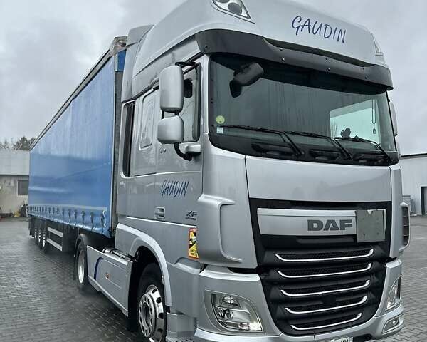 Серый Даф XF 106, объемом двигателя 12.9 л и пробегом 980 тыс. км за 24800 $, фото 1 на Automoto.ua