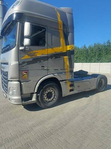 Серый Даф XF 106, объемом двигателя 0 л и пробегом 699 тыс. км за 30000 $, фото 2 на Automoto.ua