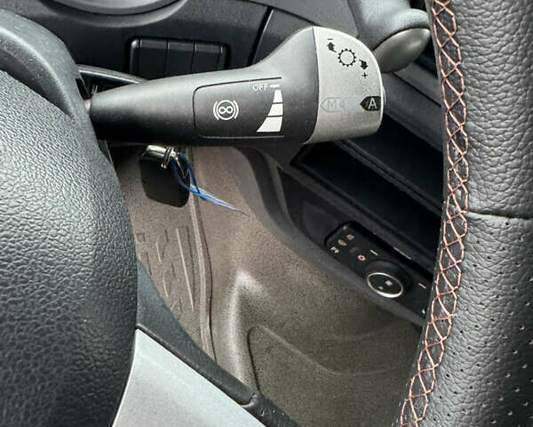 Серый Даф XF 106, объемом двигателя 12.9 л и пробегом 689 тыс. км за 32900 $, фото 35 на Automoto.ua