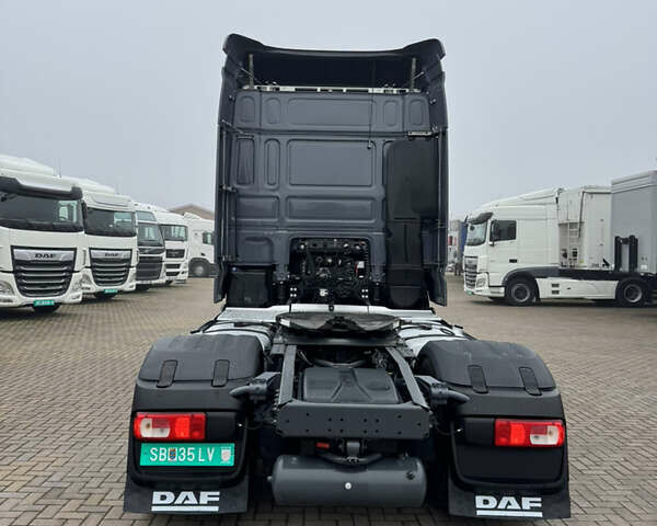 Серый Даф XF 106, объемом двигателя 12.9 л и пробегом 689 тыс. км за 32900 $, фото 9 на Automoto.ua