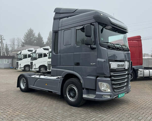 Серый Даф XF 106, объемом двигателя 12.9 л и пробегом 689 тыс. км за 32900 $, фото 6 на Automoto.ua