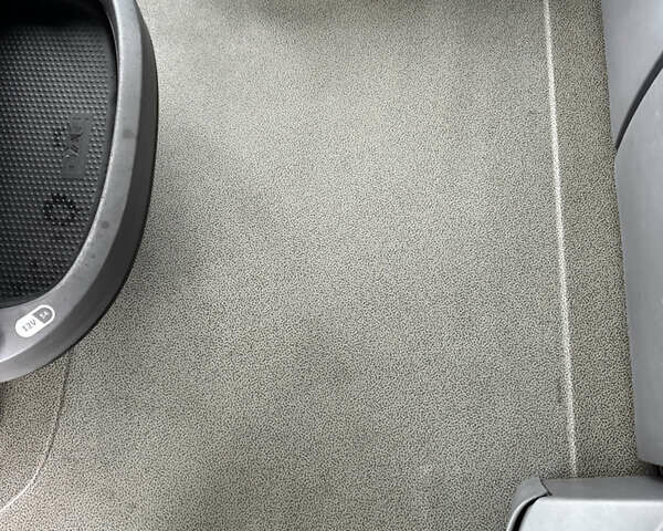 Серый Даф XF 106, объемом двигателя 12.9 л и пробегом 689 тыс. км за 32900 $, фото 30 на Automoto.ua