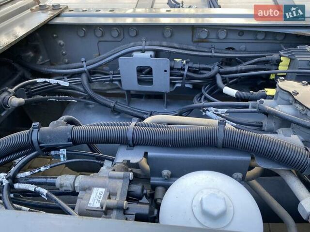 Синій Даф XF 106, об'ємом двигуна 12.9 л та пробігом 998 тис. км за 24900 $, фото 13 на Automoto.ua