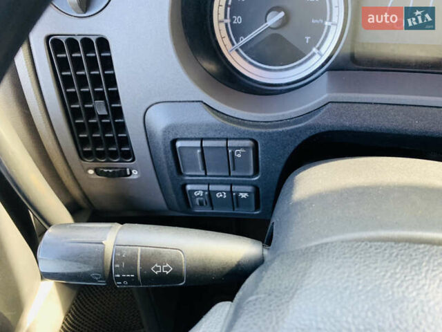 Синий Даф XF 106, объемом двигателя 12.9 л и пробегом 711 тыс. км за 29900 $, фото 21 на Automoto.ua