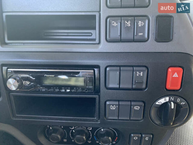Синий Даф XF 106, объемом двигателя 12.9 л и пробегом 711 тыс. км за 29900 $, фото 16 на Automoto.ua
